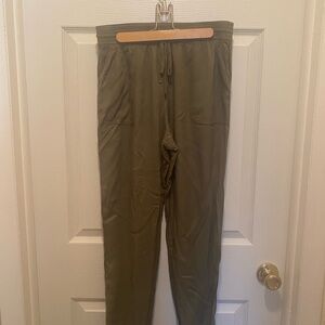 BE COOL Women's Olive Wide Leg Pants